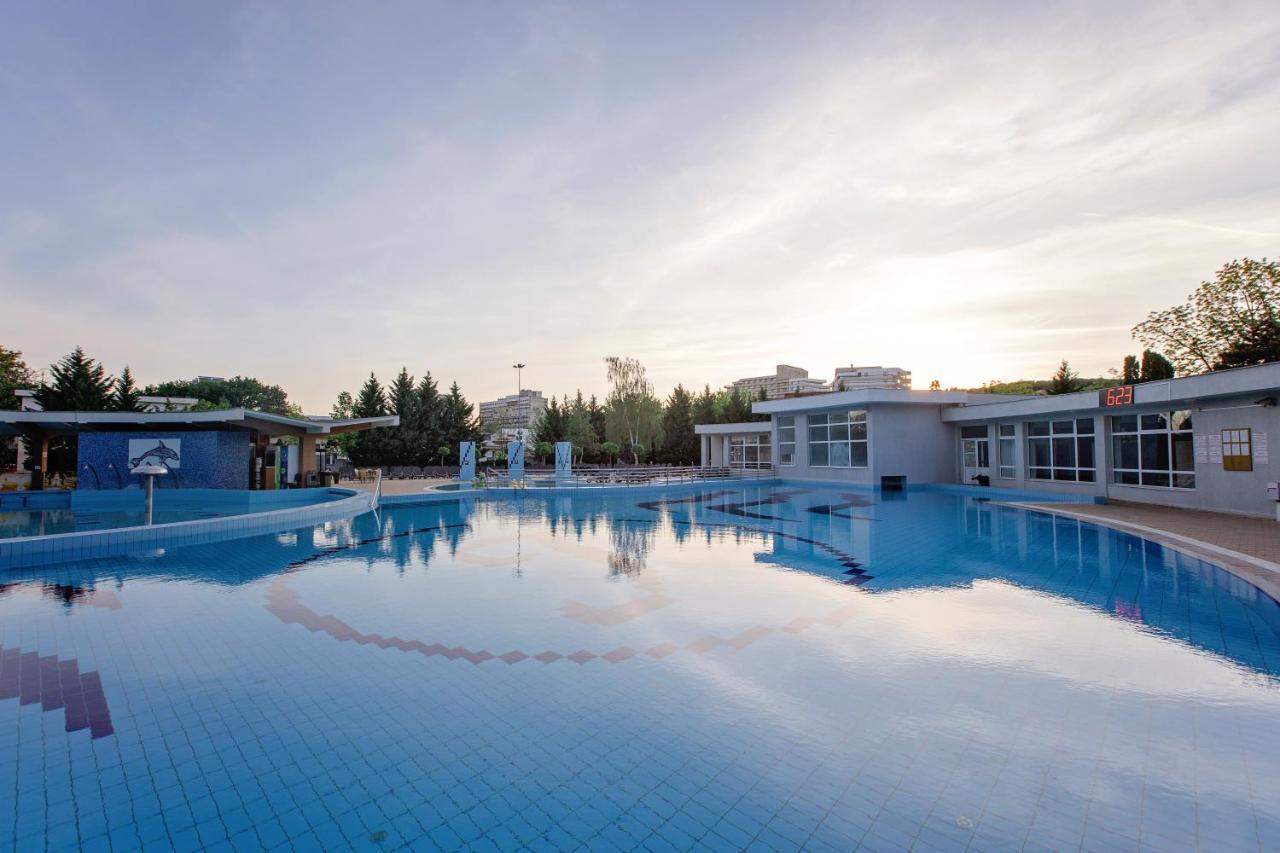 Hotel International Băile Felix Εξωτερικό φωτογραφία