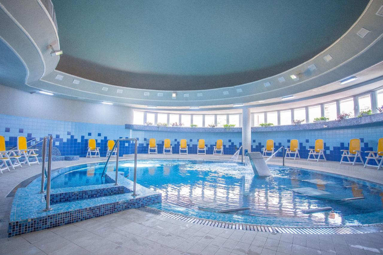 Hotel International Băile Felix Εξωτερικό φωτογραφία