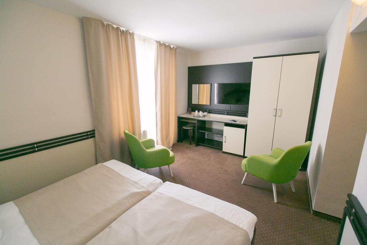 Hotel International Băile Felix Εξωτερικό φωτογραφία