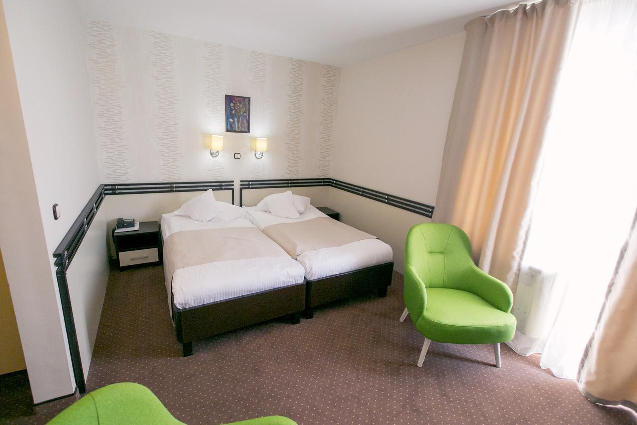 Hotel International Băile Felix Εξωτερικό φωτογραφία